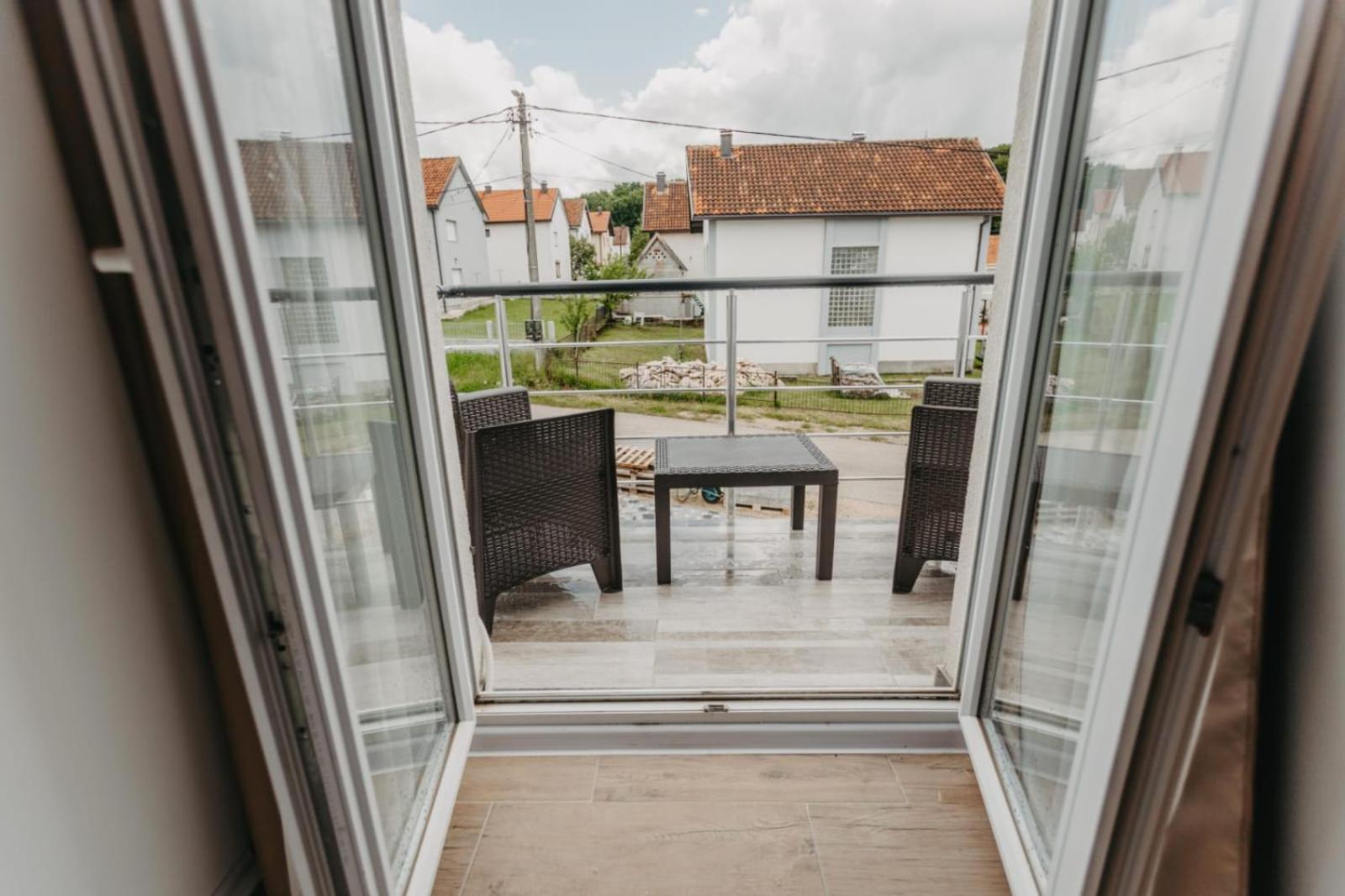 Apartmani Rosa Nevesinje Exteriör bild